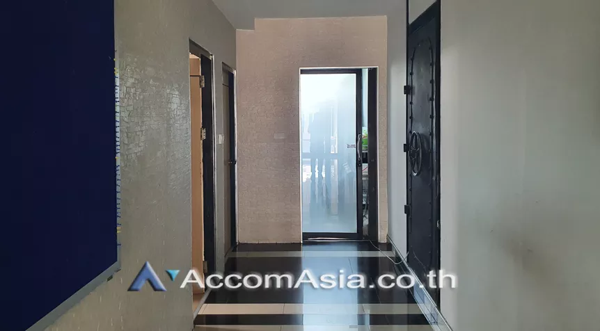  1  Office Space For Rent in Latkrabang ,Bangkok  AA27117