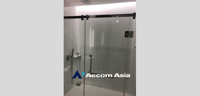 12  2 br Condominium for rent and sale in Sukhumvit ,Bangkok BTS Phra khanong at The Room Sukhumvit 69 AA27144