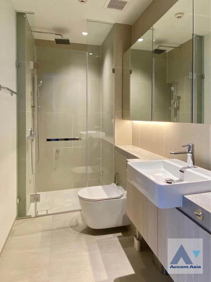 7  2 br Condominium for rent and sale in Silom ,Bangkok BTS Surasak at The Lofts Silom AA27148