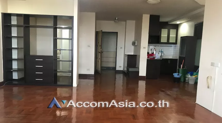 The Winning Tower Condominium  1 Bedroom for Sale BTS Phra khanong in Sukhumvit Bangkok