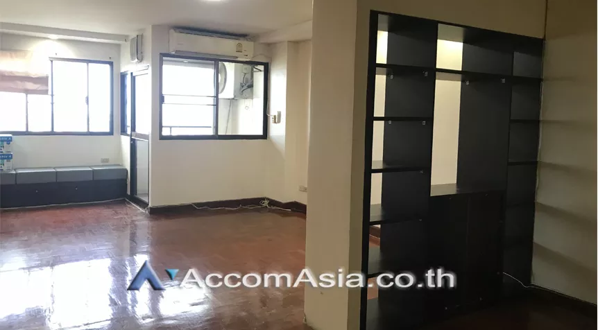  1 Bedroom  Condominium For Sale in Sukhumvit, Bangkok  near BTS Phra khanong (AA27150)
