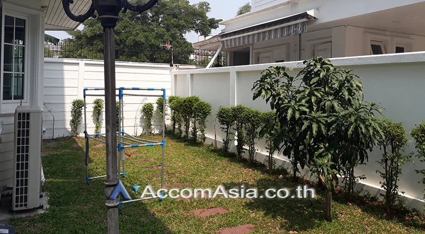  1  3 br House For Rent in Bang Na ,Bangkok BTS Bearing at Fantasia Villa 3  AA27155