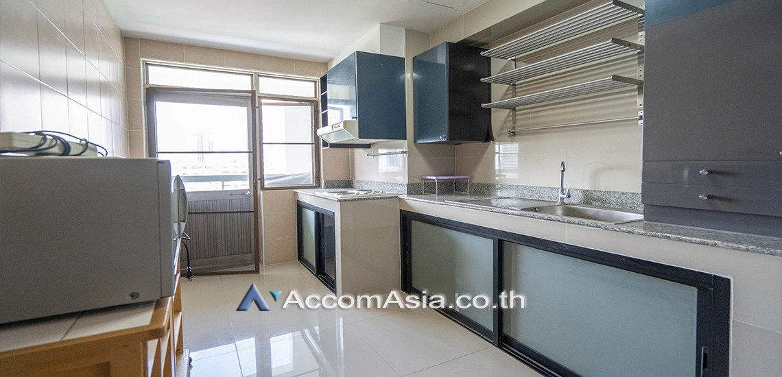unit 3 Bedrooms  Condominium For Rent & Sale in Sukhumvit, Bangkok  near BTS Phrom Phong (AA27163)