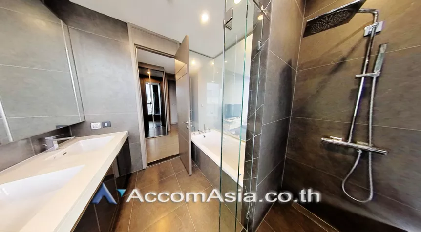 6  2 br Condominium For Rent in Ratchadapisek ,Bangkok MRT Phetchaburi at The Esse At Singha Complex AA27165