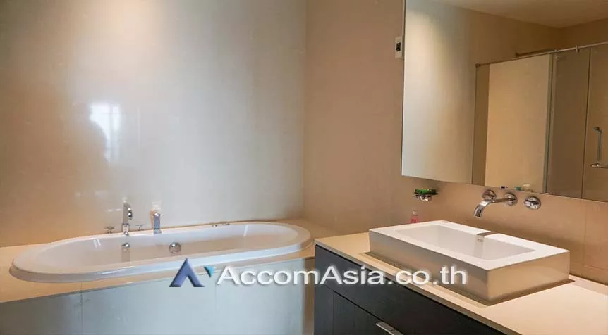 10  2 br Condominium For Rent in Sukhumvit ,Bangkok BTS Phrom Phong at The Madison AA27167