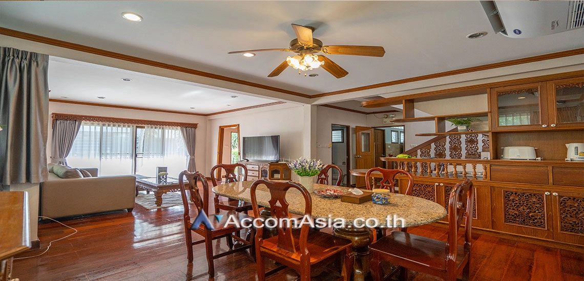 4  3 br House For Rent in Sathorn ,Bangkok BTS Chong Nonsi - BTS Saint Louis at Oriental Style House in Compound with Pool AA27170