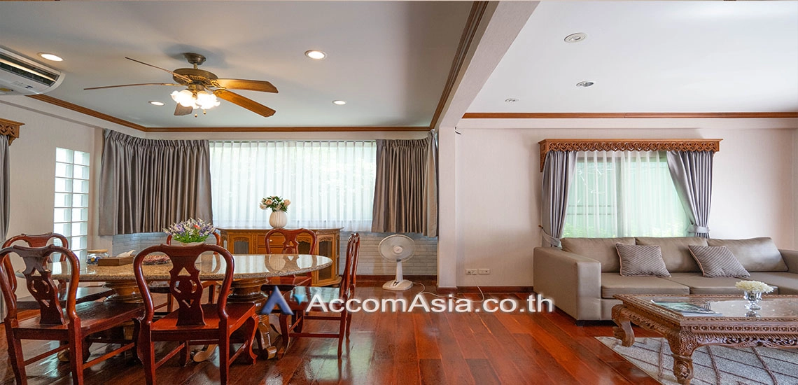 1  3 br House For Rent in Sathorn ,Bangkok BTS Chong Nonsi - BTS Saint Louis at Oriental Style House in Compound with Pool AA27170