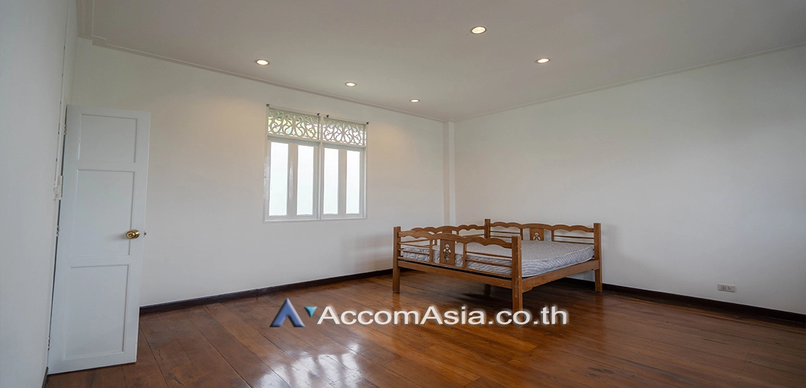 15  5 br House For Rent in Sukhumvit ,Bangkok BTS Phra khanong 94169