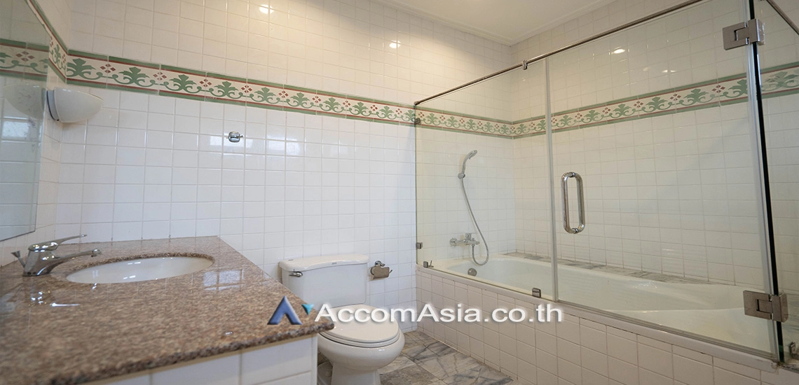 19  5 br House For Rent in Sukhumvit ,Bangkok BTS Phra khanong 94169