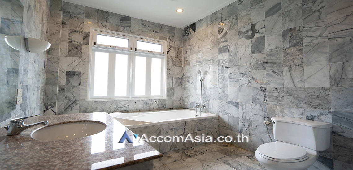 20  5 br House For Rent in Sukhumvit ,Bangkok BTS Phra khanong 94169