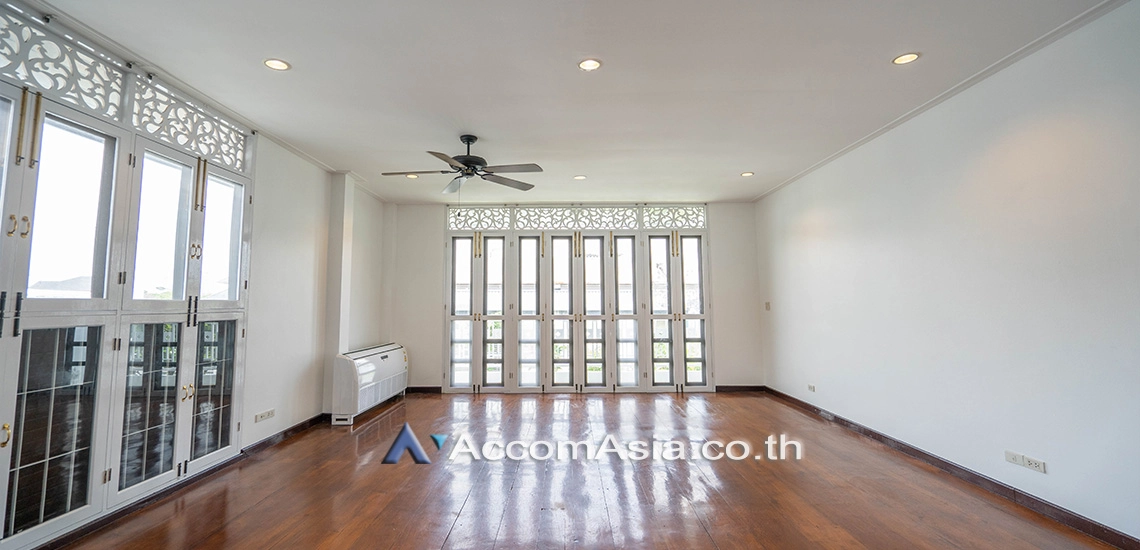 17  5 br House For Rent in Sukhumvit ,Bangkok BTS Phra khanong 94169