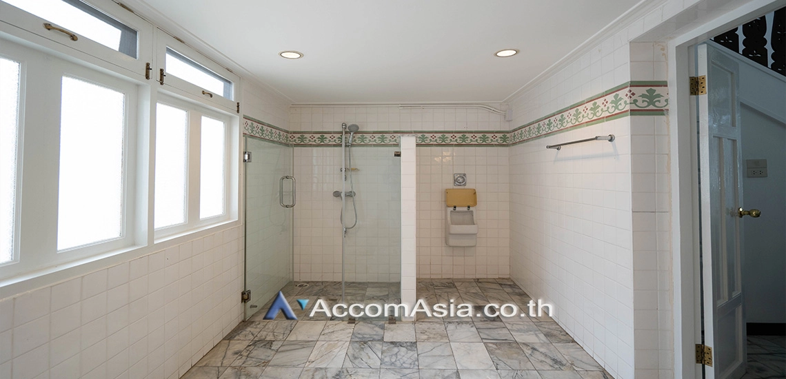 23  5 br House For Rent in Sukhumvit ,Bangkok BTS Phra khanong 94169