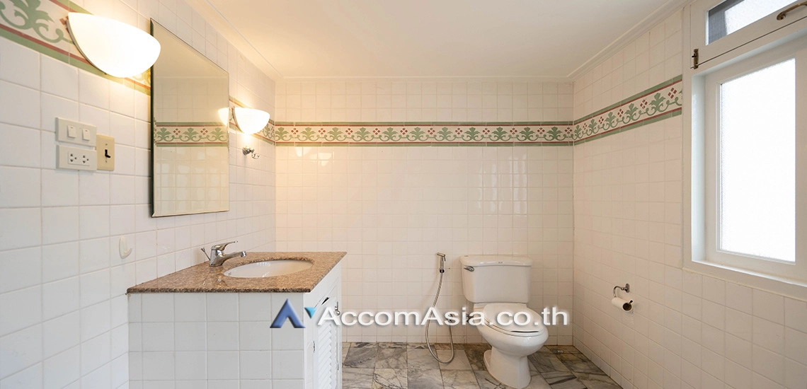 24  5 br House For Rent in Sukhumvit ,Bangkok BTS Phra khanong 94169