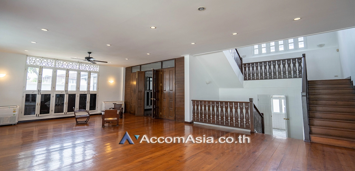 9  5 br House For Rent in Sukhumvit ,Bangkok BTS Phra khanong 94169