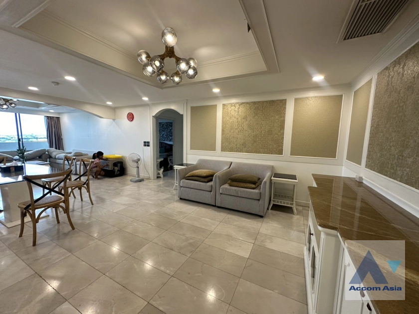  1  3 br Condominium For Rent in Sukhumvit ,Bangkok BTS Ekkamai at Empire House AA27188