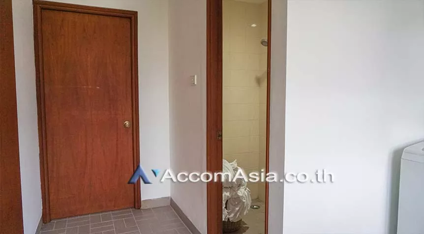 11  4 br Apartment For Rent in Sukhumvit ,Bangkok BTS Thong Lo at Boutique Apartment AA27190