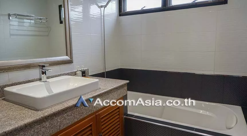 6  4 br Apartment For Rent in Sukhumvit ,Bangkok BTS Thong Lo at Boutique Apartment AA27190