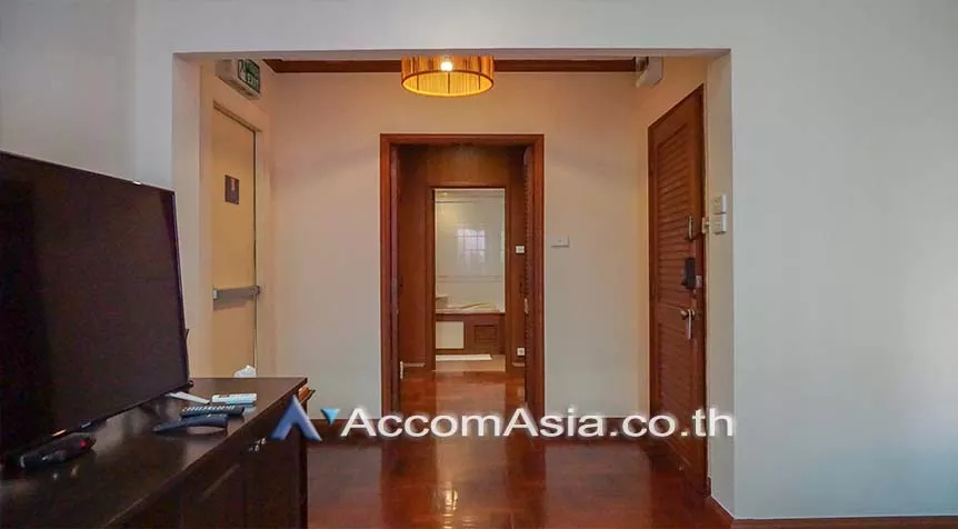  1 Bedroom  Apartment For Rent in Sukhumvit, Bangkok  near BTS Thong Lo (AA27195)