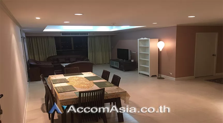  3 Bedrooms  Condominium For Rent & Sale in Sukhumvit, Bangkok  near BTS Ekkamai (AA27201)