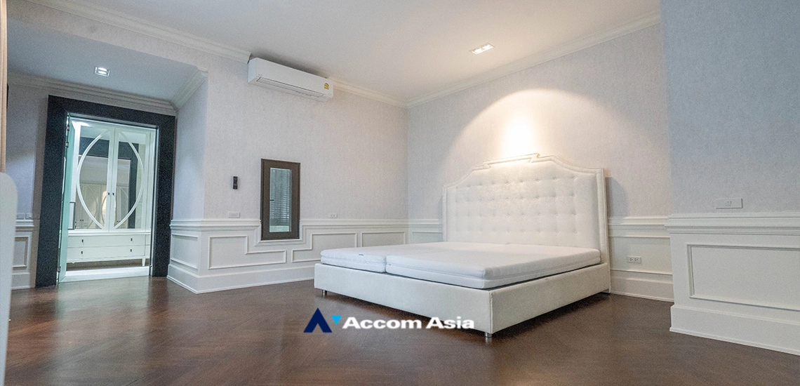 43  5 br House for rent and sale in Sukhumvit ,Bangkok BTS Ekkamai AA27219