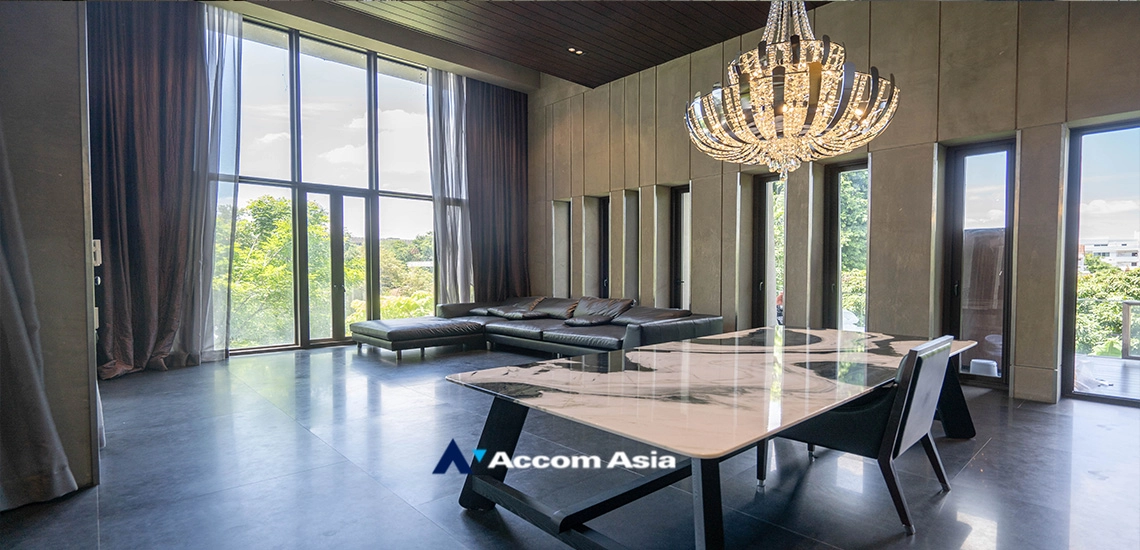 11  5 br House for rent and sale in Sukhumvit ,Bangkok BTS Ekkamai AA27219