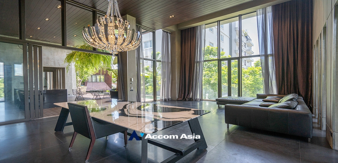 7  5 br House for rent and sale in Sukhumvit ,Bangkok BTS Ekkamai AA27219