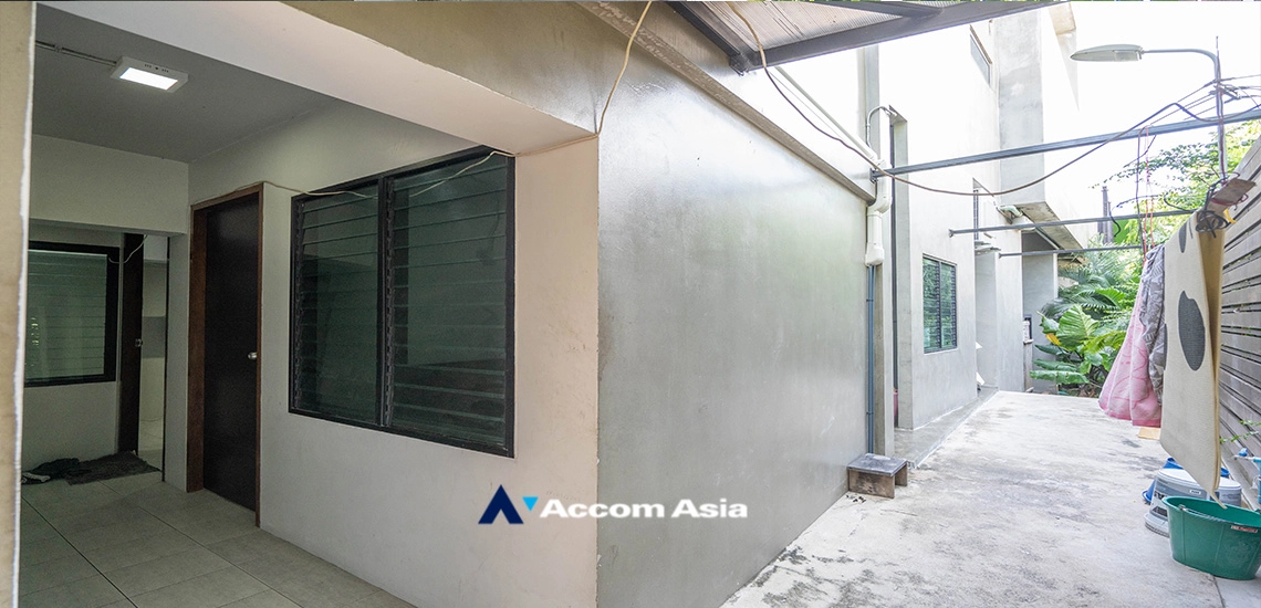 13  5 br House for rent and sale in Sukhumvit ,Bangkok BTS Ekkamai AA27219