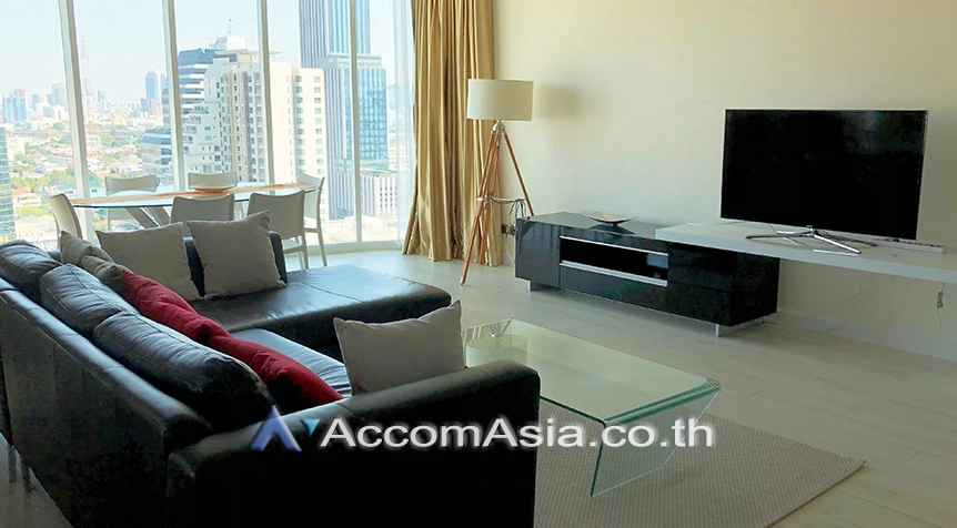 unit 2 Bedrooms  Condominium For Rent in Phaholyothin, Bangkok  near BTS Ari (AA27229)