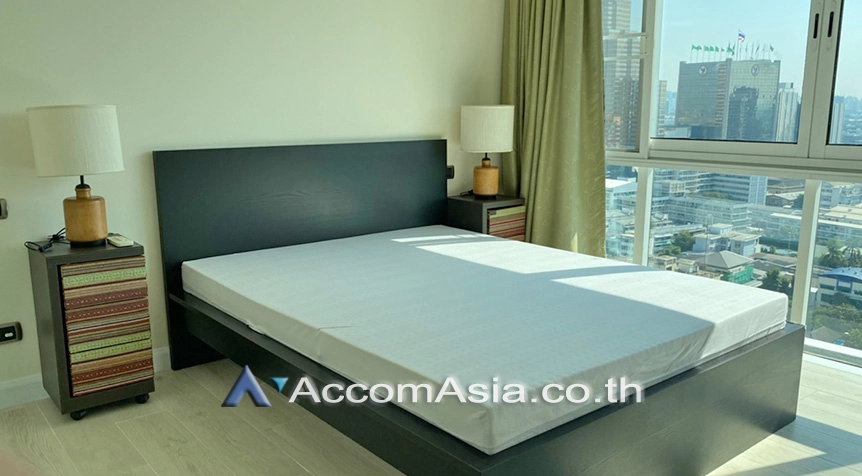 unit 2 Bedrooms  Condominium For Rent in Phaholyothin, Bangkok  near BTS Ari (AA27229)