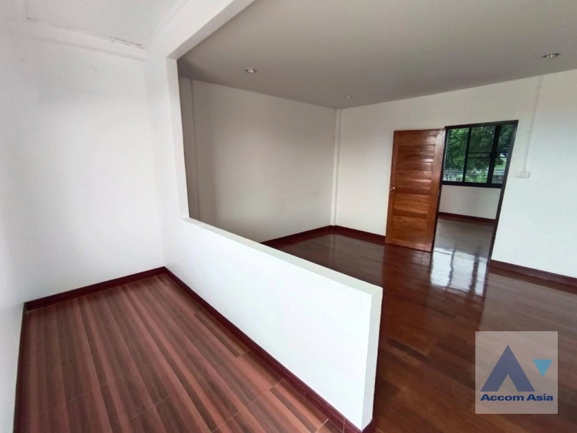 23  4 br House For Rent in Sukhumvit ,Bangkok BTS Phra khanong AA27236