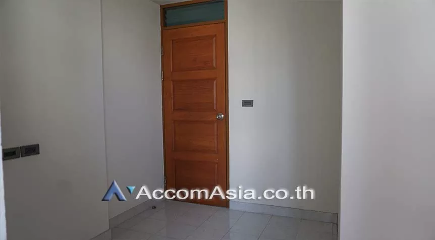 7  3 br Apartment For Rent in Sukhumvit ,Bangkok BTS Nana at Fully Furnished Suites AA27244