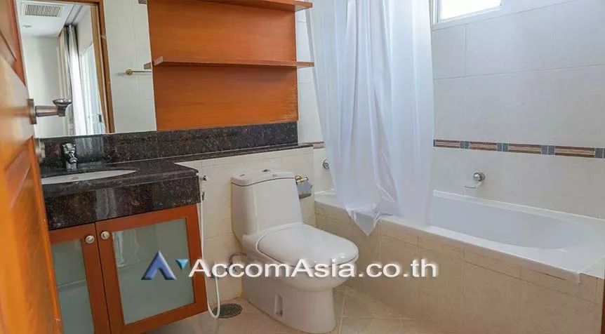 8  3 br Apartment For Rent in Sukhumvit ,Bangkok BTS Nana at Fully Furnished Suites AA27244