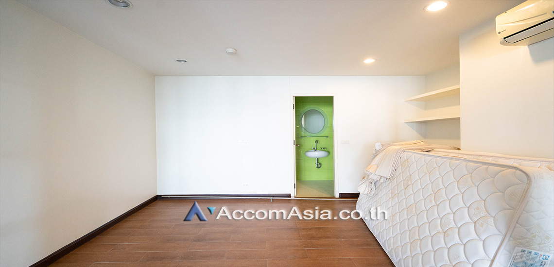  1  3 br Condominium for rent and sale in Sukhumvit ,Bangkok BTS Nana at Newton Tower AA27249