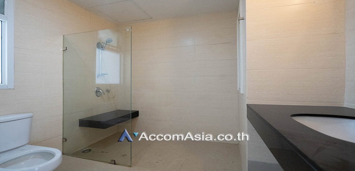10  3 br Condominium for rent and sale in Sukhumvit ,Bangkok BTS Nana at Newton Tower AA27249