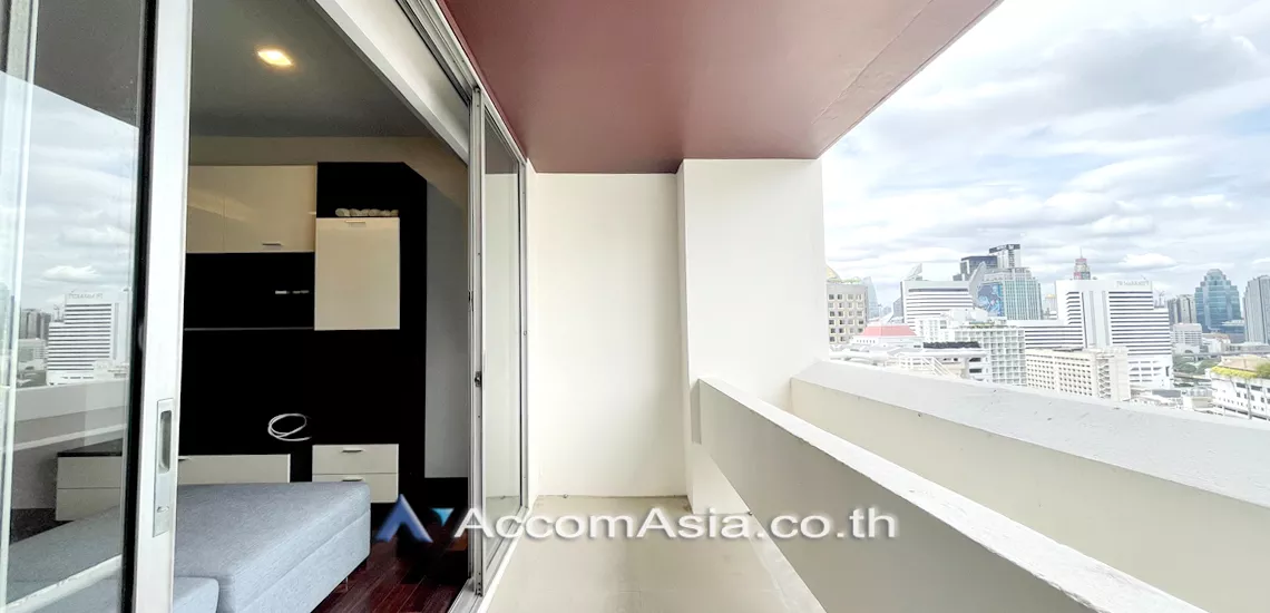 unitBig Balcony |  3 Bedrooms  Condominium For Rent & Sale in Sukhumvit, Bangkok  near BTS Nana (AA27250)