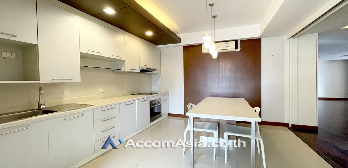 5  3 br Condominium for rent and sale in Sukhumvit ,Bangkok BTS Nana at Newton Tower AA27250