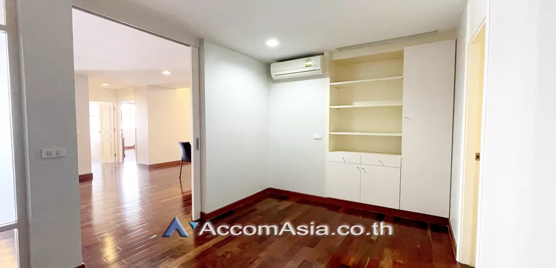 6  3 br Condominium For Rent in Sukhumvit ,Bangkok BTS Nana at Newton Tower AA27250