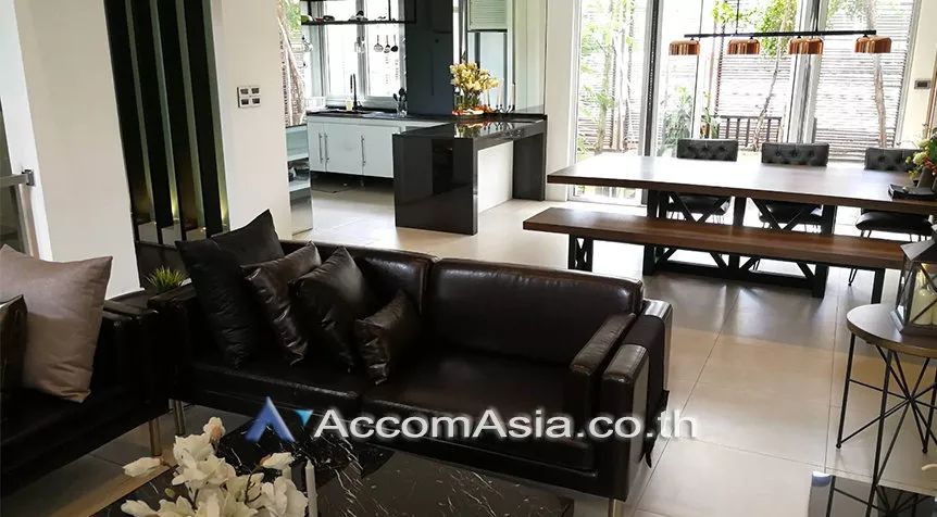 11  4 br Townhouse for rent and sale in Sathorn ,Bangkok BTS Chong Nonsi - MRT Khlong Toei at The Loft AA27252