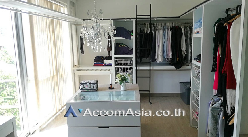 15  4 br Townhouse for rent and sale in Sathorn ,Bangkok BTS Chong Nonsi - MRT Khlong Toei at The Loft AA27252