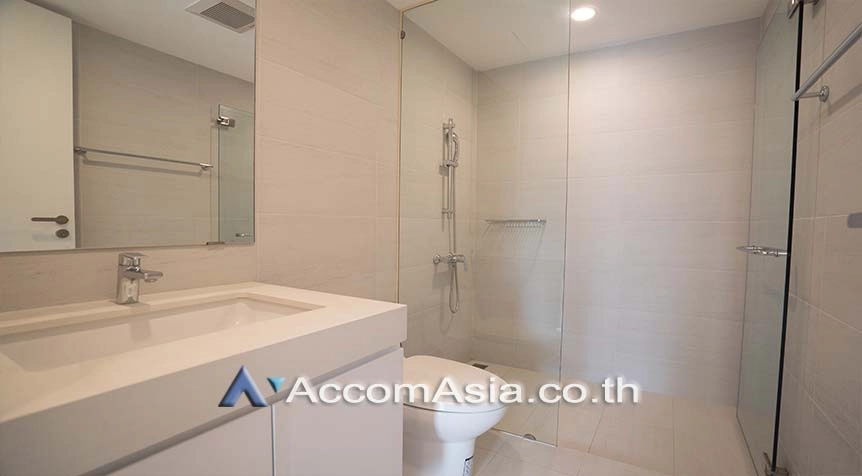 8  2 br Apartment For Rent in Sukhumvit ,Bangkok BTS Phrom Phong at A Cozy Low-Rise Residence 6 Mins Walk From BTS AA27255
