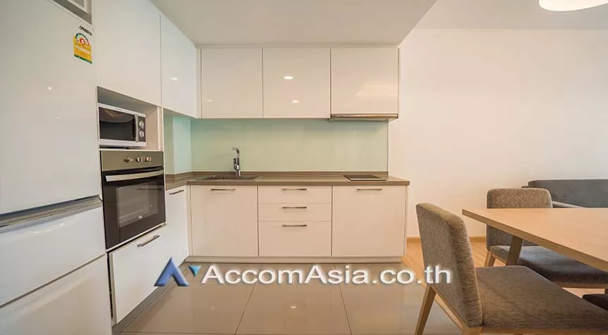  2 Bedrooms  Apartment For Rent in Sukhumvit, Bangkok  near BTS Phrom Phong (AA27255)