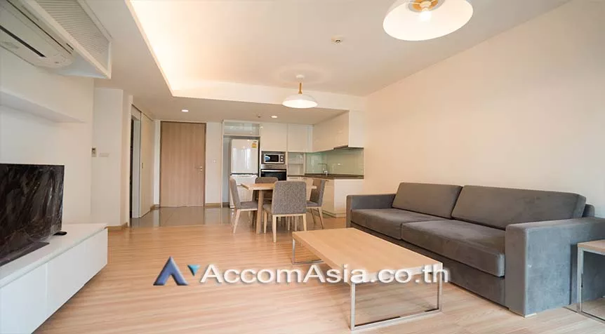  2 Bedrooms  Apartment For Rent in Sukhumvit, Bangkok  near BTS Phrom Phong (AA27255)