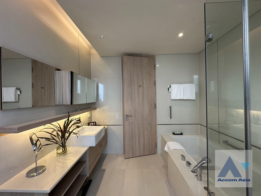 18  2 br Apartment for rent and sale in Sukhumvit ,Bangkok BTS Thong Lo at The Comprehensive facilities AA27262