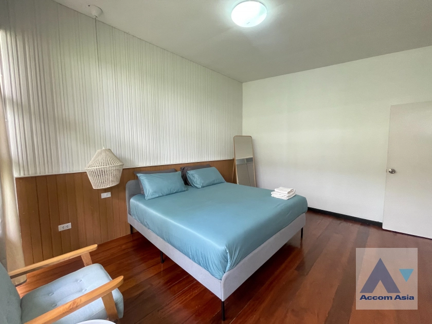 9  3 br House For Rent in Sukhumvit ,Bangkok BTS Ekkamai AA27280