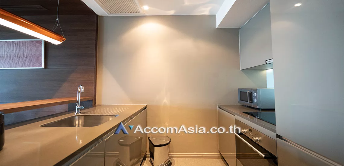 unit 1 Bedroom  Apartment For Rent in Charoen Nakhon, Bangkok  near BTS Krung Thon Buri (AA27291)