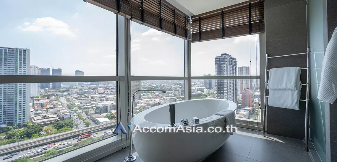 8  2 br Apartment For Rent in Charoennakorn ,Bangkok BTS Krung Thon Buri at The luxurious lifestyle AA27292