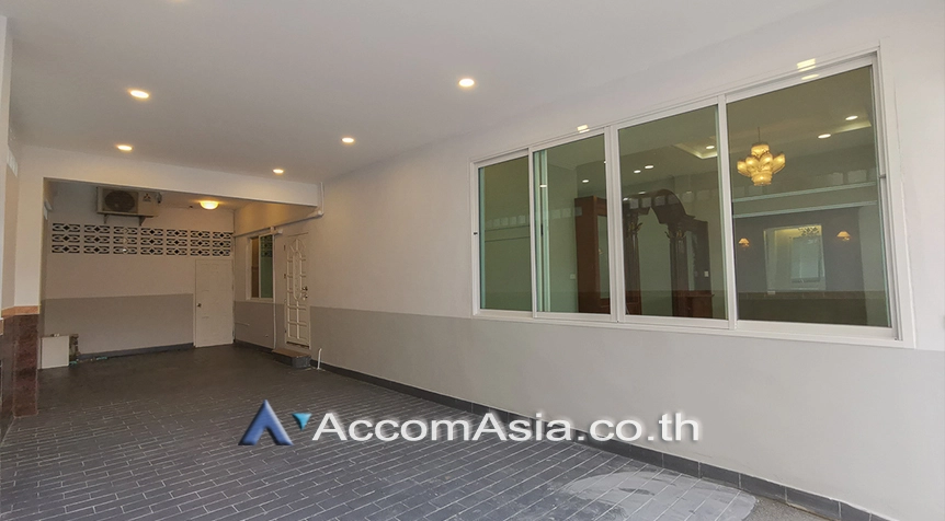 15  6 br House for rent and sale in Sathorn ,Bangkok BTS Chong Nonsi AA27315