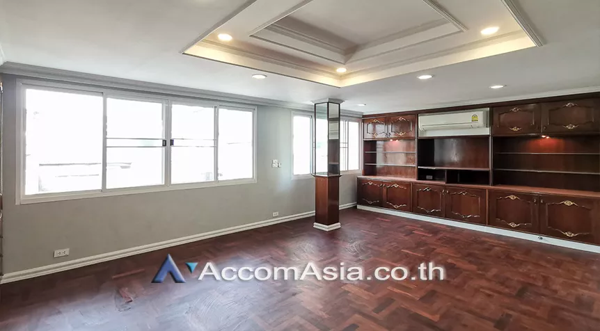 6  6 br House For Rent in sathorn ,Bangkok BTS Chong Nonsi AA27315