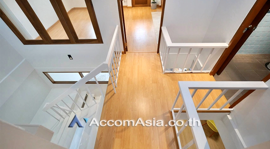 19  3 br Townhouse for rent and sale in Sukhumvit ,Bangkok BTS Phra khanong at Moo Baan Klongtan Nivet AA27316