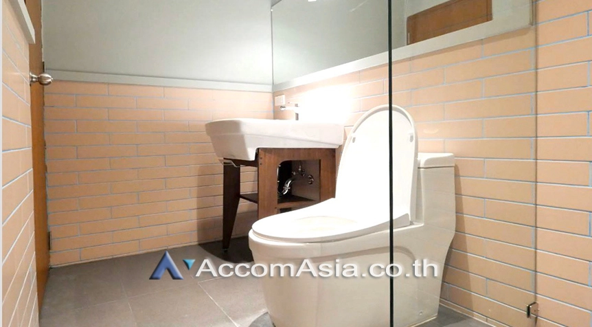16  3 br Townhouse for rent and sale in Sukhumvit ,Bangkok BTS Phra khanong at Moo Baan Klongtan Nivet AA27316